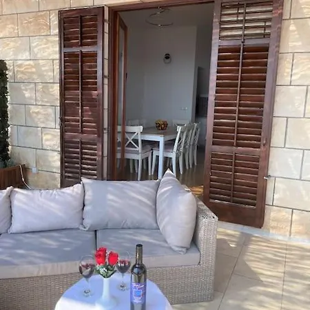 بيت للعطل Dalmatins Milliondollar Sea View *